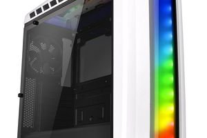 Thermaltake Versa Mid Tower Computer